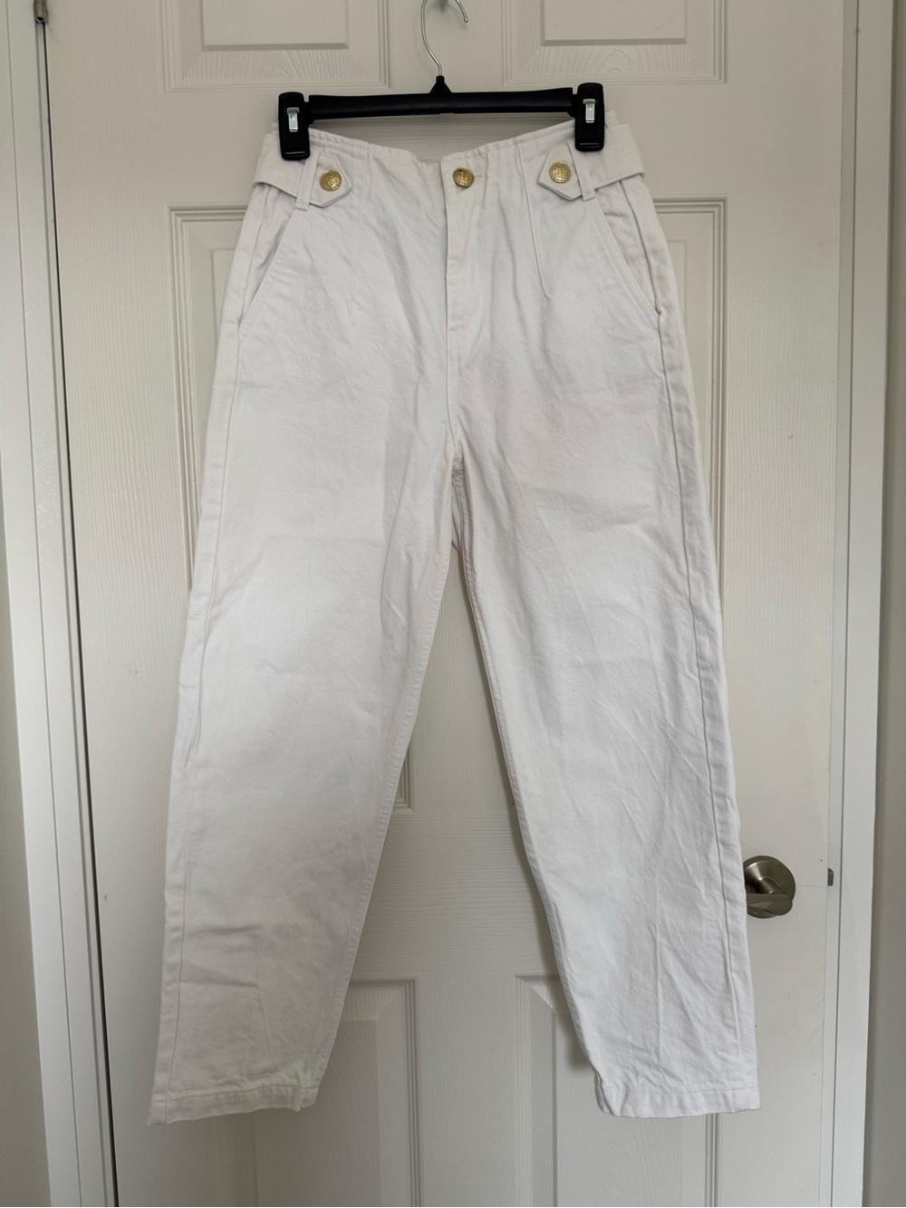 Zara High Waisted Sailor Button White cropped Slouchy Leg Jeans size 2